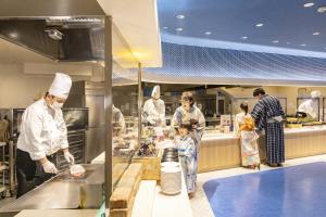 Hosté ubytování Ooedo Onsen Monogatari Premium Toba Saichoraku