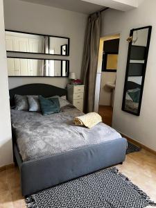Letto o letti in una camera di CASA BELLE VUE sea view & private pool