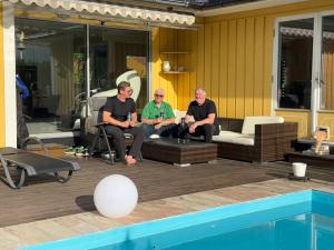 Bazén v ubytování Just Like Home Bed & Spa Porsgrunn nebo v jeho okolí