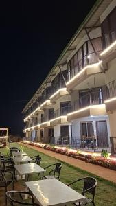 Balkón nebo terasa v ubytování Mountain Breeze Resort, Mahabaleshwar