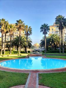 Hồ bơi trong/gần La Palmera - Island Club Canal Front