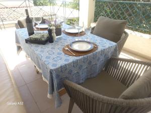 Ruang duduk di Casa Christos +10 gambar