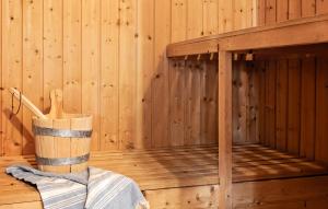 Fotografie z fotogalerie ubytování Stunning Home In Oksbøl With Sauna v destinaci Oksbøl + 10 fotografií