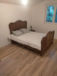 Postel nebo postele na pokoji v ubytování Vivre en garrigue