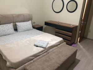 Postel nebo postele na pokoji v ubytování Dirala Guest House
