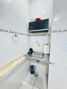 Vannituba majutusasutuses Ap Próx ao Arco com Ar e Garagem