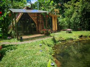 Gambar di galeri bagi Tipi Maleku di Heredia
