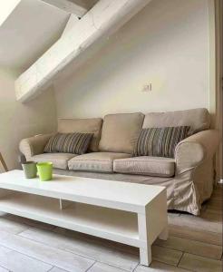 Posezení v ubytování Street Montegani