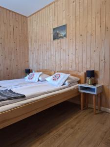 Postel nebo postele na pokoji v ubytování Pokoje Gościnne Wierzbówka przy Termach