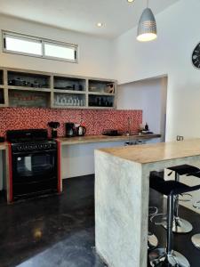 Η κουζίνα ή μικρή κουζίνα στο Chill Inn Hostel