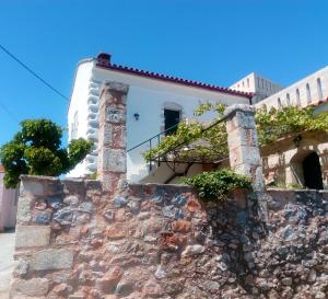 Φωτογραφία από το άλμπουμ του Traditional stone house in Kefalas-Sea view σε Κάτω Κεφαλάς