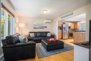 Gallery image of Shoals View Escape Ocean Views Dog-Friendly in Rye