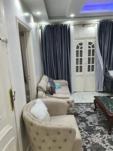 Posezení v ubytování عبق التاريخ هاوس