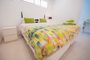 Postel nebo postele na pokoji v ubytování Seagulls melody C-208