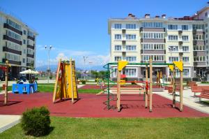 Area permainan anak di Barkhatnye Sezony Sportivny Kvartal Resort