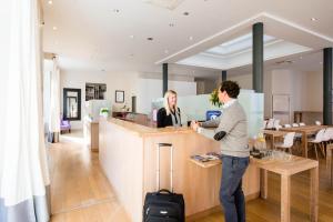 Afbeelding uit fotogalerij van Hôtel Atrium Mondial in Lourdes