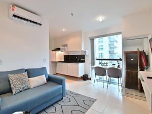 Η κουζίνα ή μικρή κουζίνα στο Flat particular no Hotel Athos Bulcão