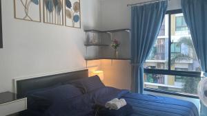 Ένα ή περισσότερα κρεβάτια σε δωμάτιο στο Cozy Entire Apartment place +16 φωτογραφίες