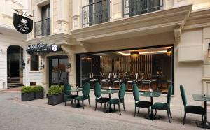 Ресторан / где поесть в Le Petit Palace Hotel - Special Category