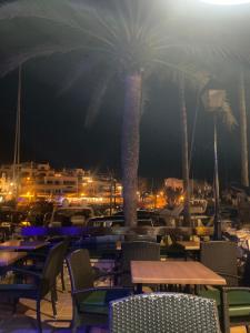 Fotografie z fotogalerie ubytování Marina Dor - Cala Egos- Sunny ground floor apartment with large garden v destinaci Cala d´Or