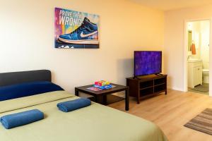 Fotografie z fotogalerie ubytování Redondo Huge 1Bedroom,3 Queens, close to Beach Sleeps 7 v destinaci Redondo Beach + 40 fotografií