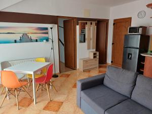 Kuchyňa alebo kuchynka v ubytovaní 4Season Apartman
