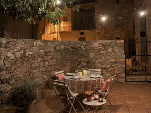 Un patio o zona al aire libre en Casa Les Germanes