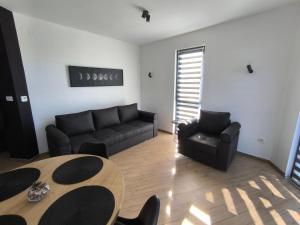 Predel za sedenje v nastanitvi Diamond Dream
