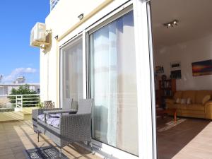 A balcony or terrace at Summer Lovin