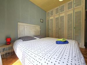 Postel nebo postele na pokoji v ubytování L'échappée du Canal - Piscine - Cheminée - Clim - Parking privé gratuit - 8 personnes - 3 chambres - Parc