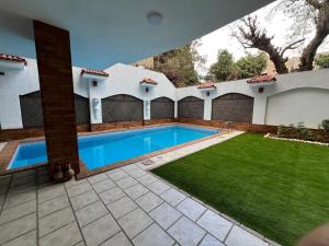 Bazén v ubytování Villa Maadi 35 - R 202 - Street View Room nebo v jeho okolí