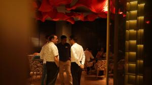 Hosté ubytování Aquila Grand Suites - Noida Sector 136 + 37 fotografií
