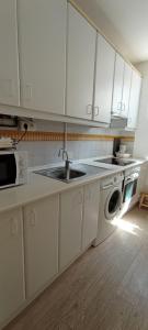 Kuchnia lub aneks kuchenny w obiekcie Casas y Patios de Sevilla