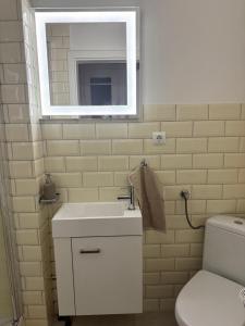 Ένα μπάνιο στο Mittendrin +9 φωτογραφίες