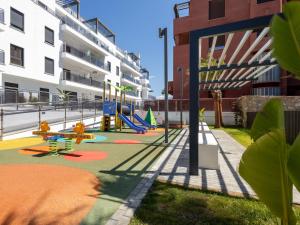 Zona de joacă pentru copii de la Homity Holidays - Playa Granada - Los Moriscos II - Edificio Nura