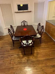 ナイアガラ・フォールズにあるNiagara Grand Retreat 4brのギャラリーの写真