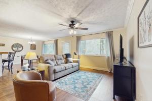 Fotografie z fotogalerie ubytování Norris Cove Escape v destinaci Caryville