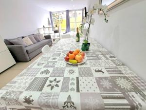 منطقة جلوس في Studio in Los Cristianos front of the beach with pool and WiFi