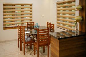 Gallery image of Yellow Leaves Homestay in Anaviratty +10 photos