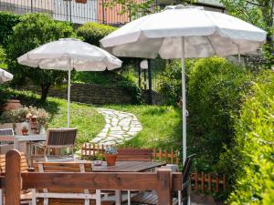 Jardí fora de Hotel Ca' De Berna