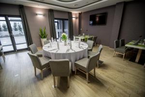 Restoranas ar kita vieta pavalgyti apgyvendinimo įstaigoje Hotel Astone Conference & Spa