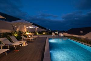 Swimmingpoolen hos eller tæt på Vila Marta - Estorninho