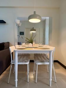 Φωτογραφία από το άλμπουμ του Metro Zen at DMCI Satori Residence 1br στη Μανίλα