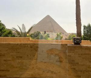 Üldine mäevaade või majutusasutusest Jazal Pyramids View Hotel pildistatud vaade