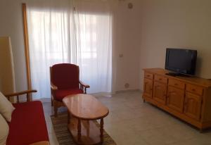 Μια τηλεόραση ή/και κέντρο ψυχαγωγίας στο Beautiful apartment in El Medano