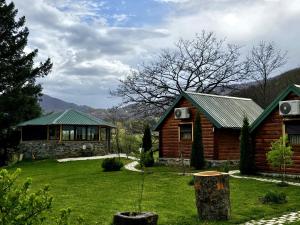 Φυσικό τοπίο κοντά σε αυτό το καταφύγιο