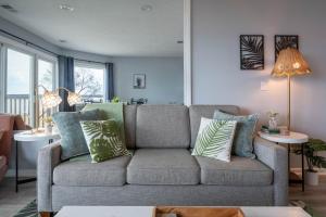 Posezení v ubytování Waterfront Haven 215 + 43 fotografií