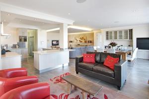 Gallery image of Spatalla Holiday Homes in Kleinmond