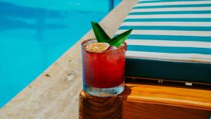 Viajero Cartagena - Getsemaní Hostel的酒水