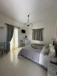 Gallery image of Sardis Rooms in Kimolos +49 photos